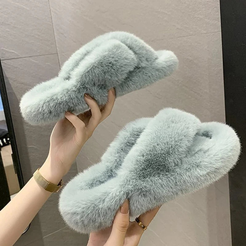 2020 Winter Women Slippers Faux Fur Fully Wrapped Sole Vamp Furry Slippers Black Female Warm Flats Large Size Slides Cozy Home