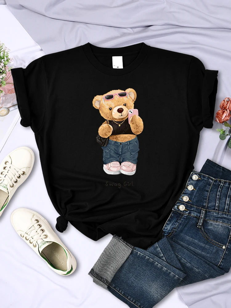 Street Teddy Bear Selfie Swag Girl Funny Printed T-Shirts Women Personality Hip Hop Short Sleeve Summer Breathable Tee Clothing