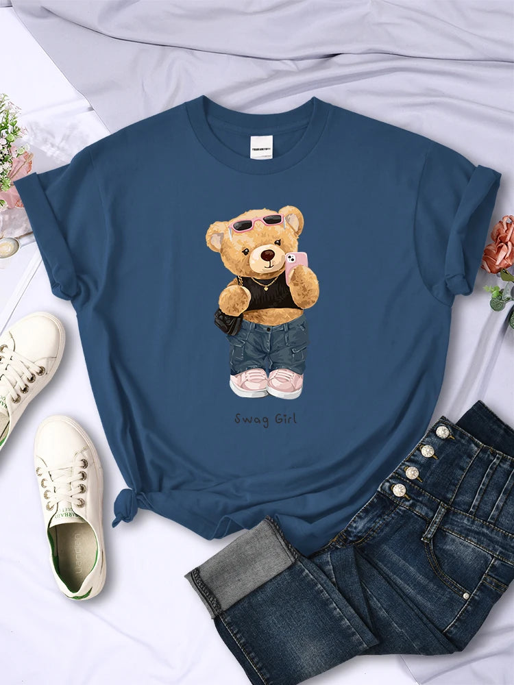 Street Teddy Bear Selfie Swag Girl Funny Printed T-Shirts Women Personality Hip Hop Short Sleeve Summer Breathable Tee Clothing